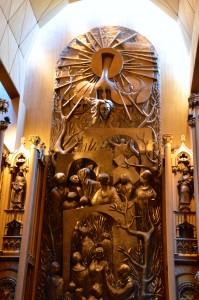 The Notre-Dame du Sacré-Cœur Chapel- See this link to learn more about this gorgeous chapel  http://www.youtube.com/watch?v=TPEB3wT6b4YThe Quebec sculptor Charles Daudelin was commissioned to create the new altarpiece. This consists of 32 bronze panels, which were cast by Morris Singer Founders of London, England. The altarpiece is 5 metres wide and 8 metres high (16 feet by 26 feet) and weighs 20 tons.