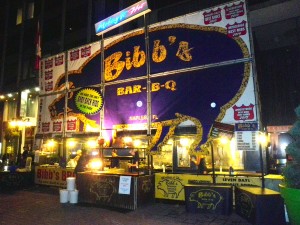 There was a huge rib and Bar-b-que cook off we enjoyed for dinner - blocks of Bar-b-que and lots of people- great fun.