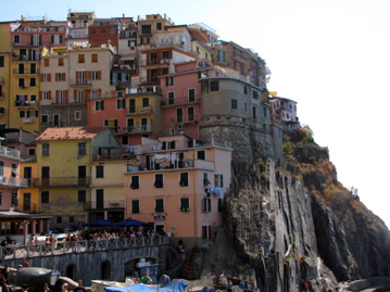 Cinque Terre, Italy a romatic honeymoon for anyone