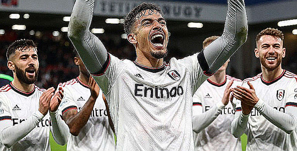 Chris Smalling cập bến Porto: Khi sự vắng mặt của một khoản phí nói lên tất cả