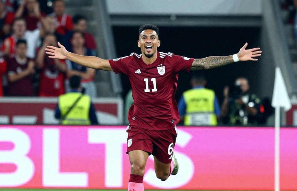 Almada và América: Sự cân bằng chưa từng được kiểm chứng bằng một đội hình đủ người
