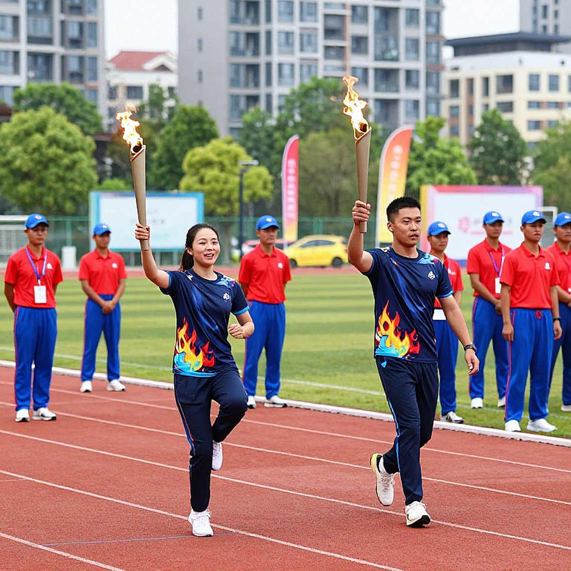 Valencia và canh bạc Aguirre: Bản hợp đồng cứu sinh không có phí chuyển nhượng