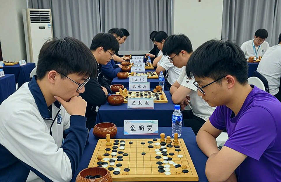 Kavutskiy đến ChessBase: Thương vụ chuyển nhượng không có bàn cờ