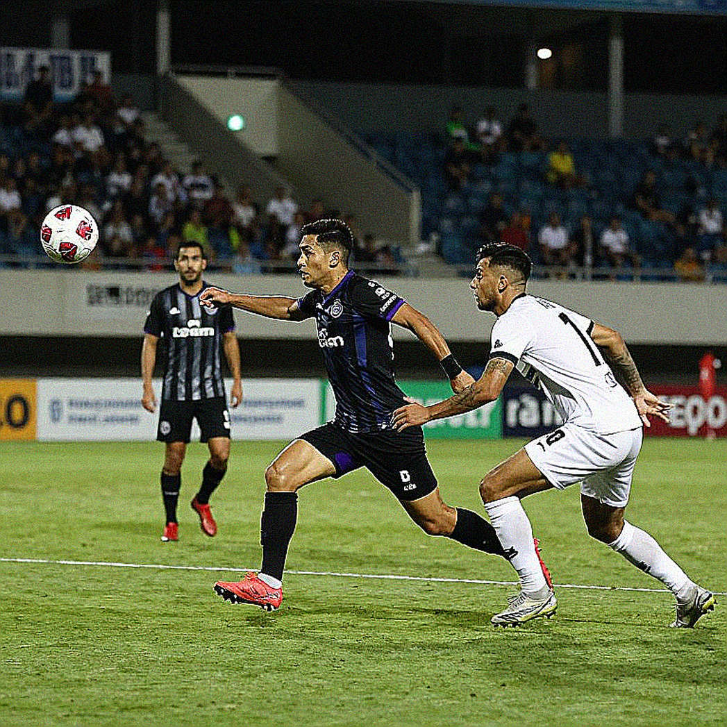 Chợ chuyển nhượng V.League: Những chữ ký được định giá bằng niềm tin