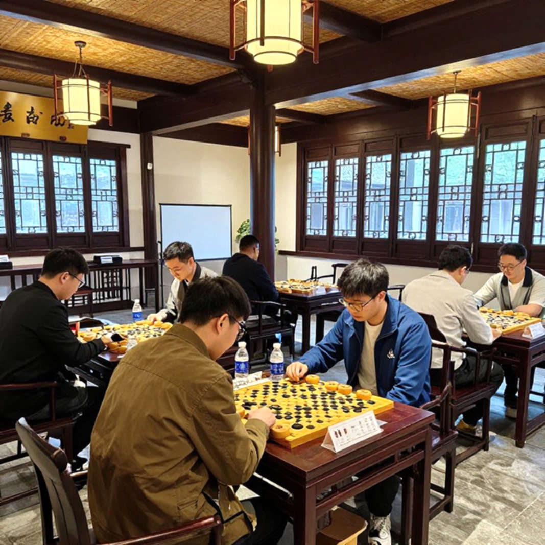 Yu Yangyi hạ Ding Liren ở Thâm Quyến: một kết quả đi qua cửa sau