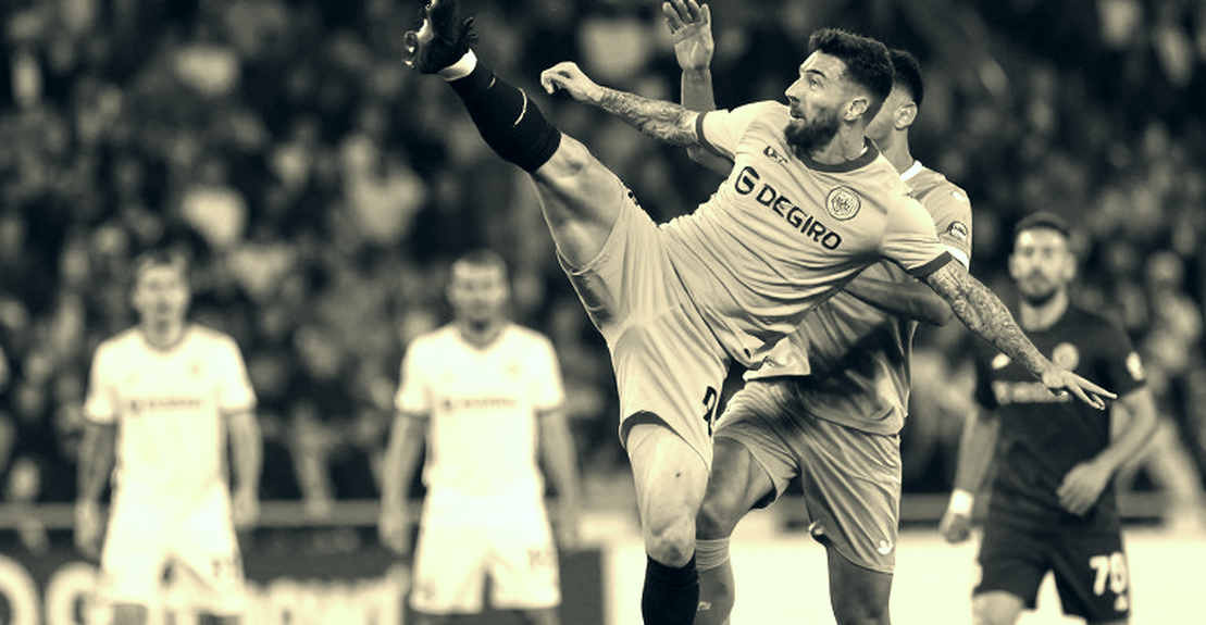 Cột số liệu V.League không ai công bố