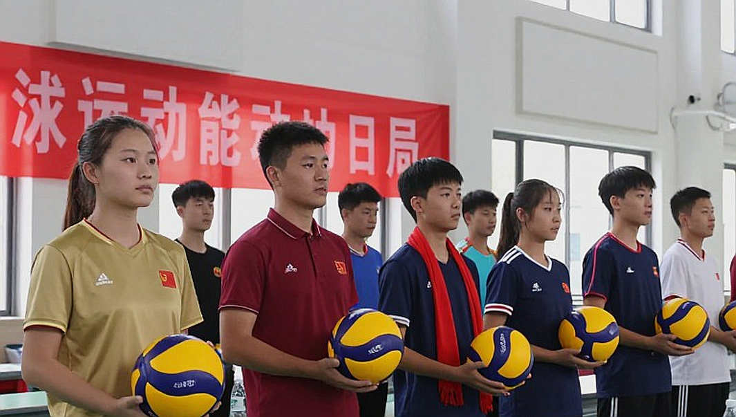 Kỳ chuyển nhượng F1 2026: khi tiếng ồn được đóng gói thành một bản phân tích hoàn hảo