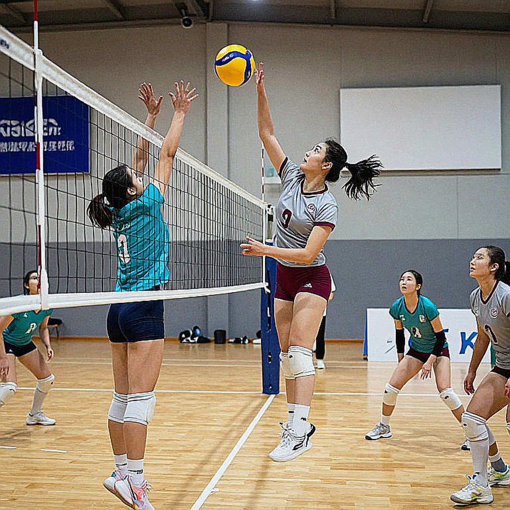 Nebraska hạ Creighton 3-0 và lập kỷ lục khán giả 15.405: tấm bản đồ chiến thuật nằm sau một tỉ số dễ đọc Nebraska hạ Creighton 3-0 và lập kỷ lục khán giả 15.405: tấm bản đồ chiến thuật nằm sau một tỉ số dễ đọc